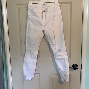 Cello Jeans size 9 white distressed skinny jeans